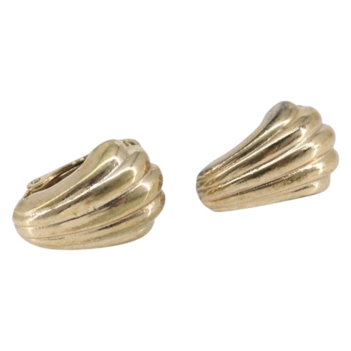 Christian Dior Earring metal Gold Auth bs32322