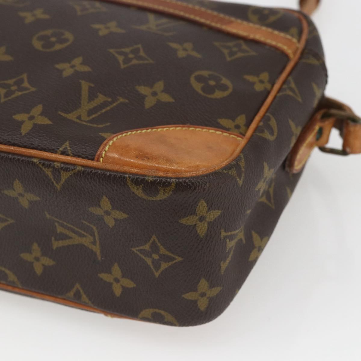 LOUIS VUITTON Monogram Trocadero 30 Shoulder Bag M51272 LV Auth bs32420