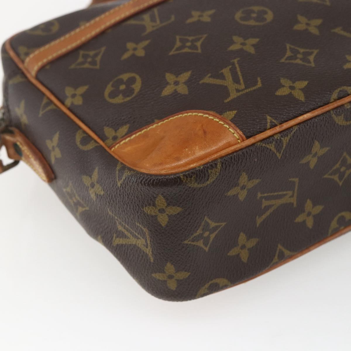 LOUIS VUITTON Monogram Trocadero 30 Shoulder Bag M51272 LV Auth bs32420