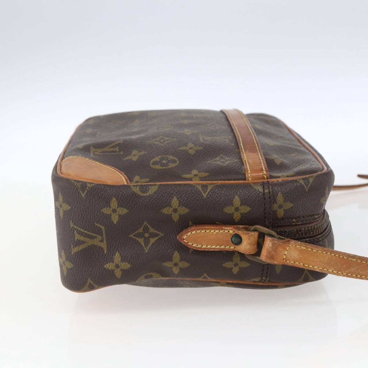 LOUIS VUITTON Monogram Trocadero 30 Shoulder Bag M51272 LV Auth bs32420