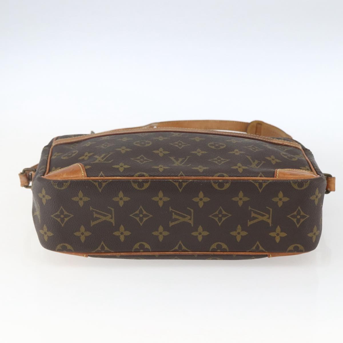 LOUIS VUITTON Monogram Trocadero 30 Shoulder Bag M51272 LV Auth bs32420