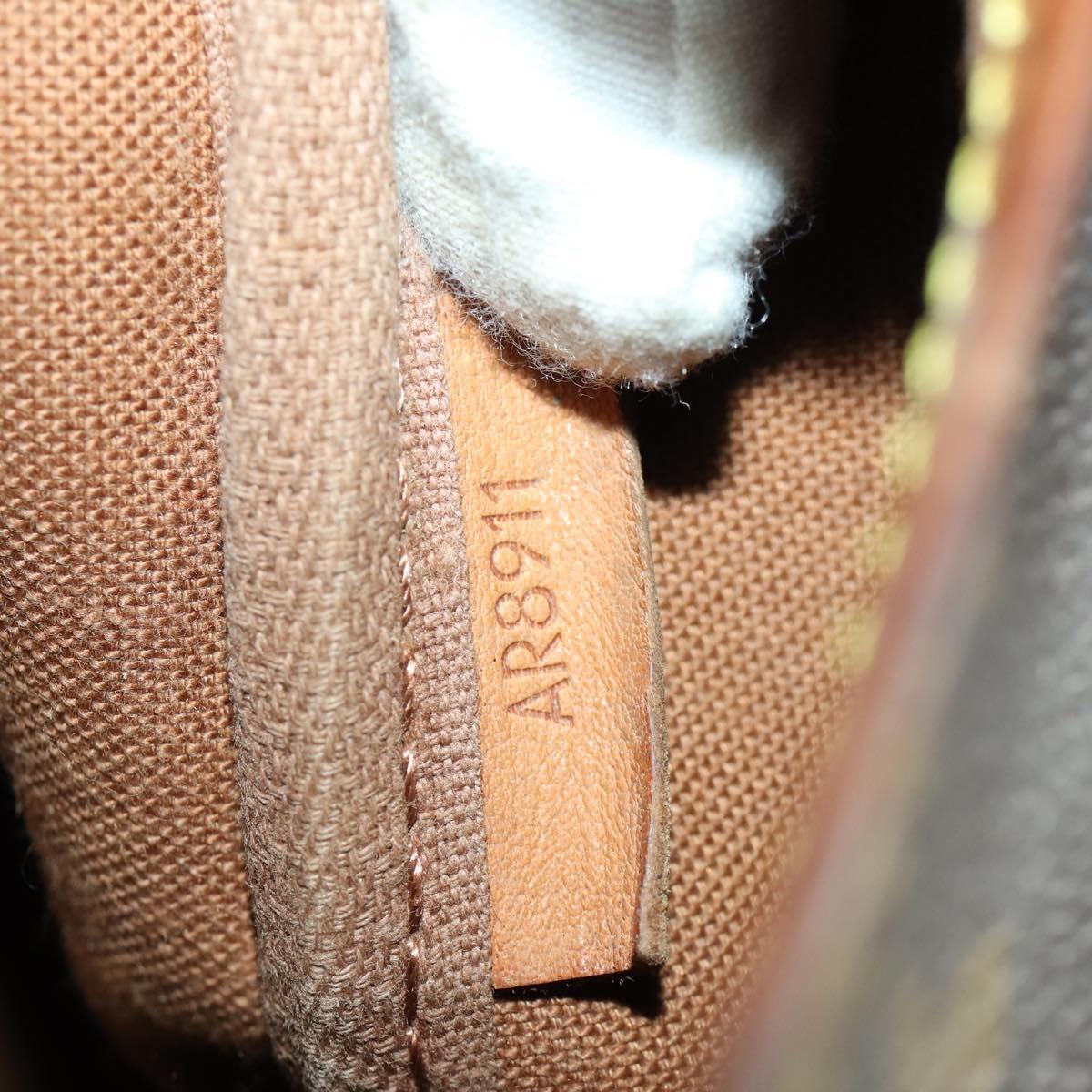 LOUIS VUITTON Monogram Saumur 35 Shoulder Bag M42254 LV Auth bs32527