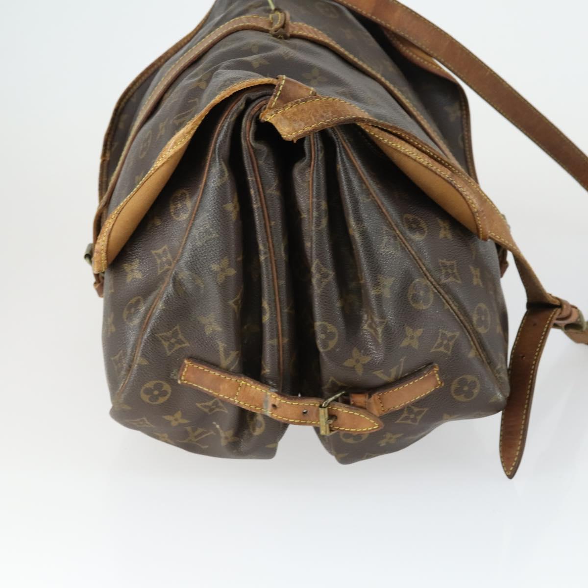 LOUIS VUITTON Monogram Saumur 35 Shoulder Bag M42254 LV Auth bs32527