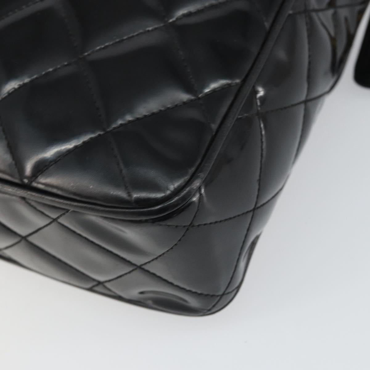 CHANEL Matelasse Shoulder Bag Patent leather Black Gold CC Auth bs32676