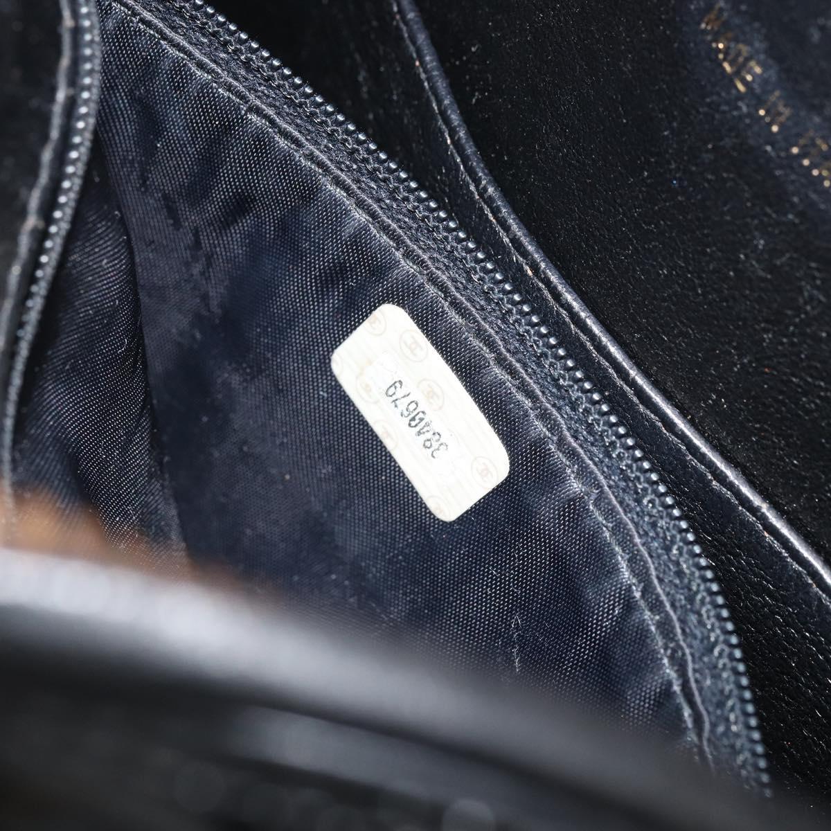 CHANEL Matelasse Shoulder Bag Patent leather Black Gold CC Auth bs32676