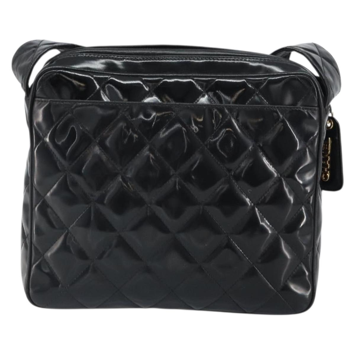 CHANEL Matelasse Shoulder Bag Patent leather Black Gold CC Auth bs32676