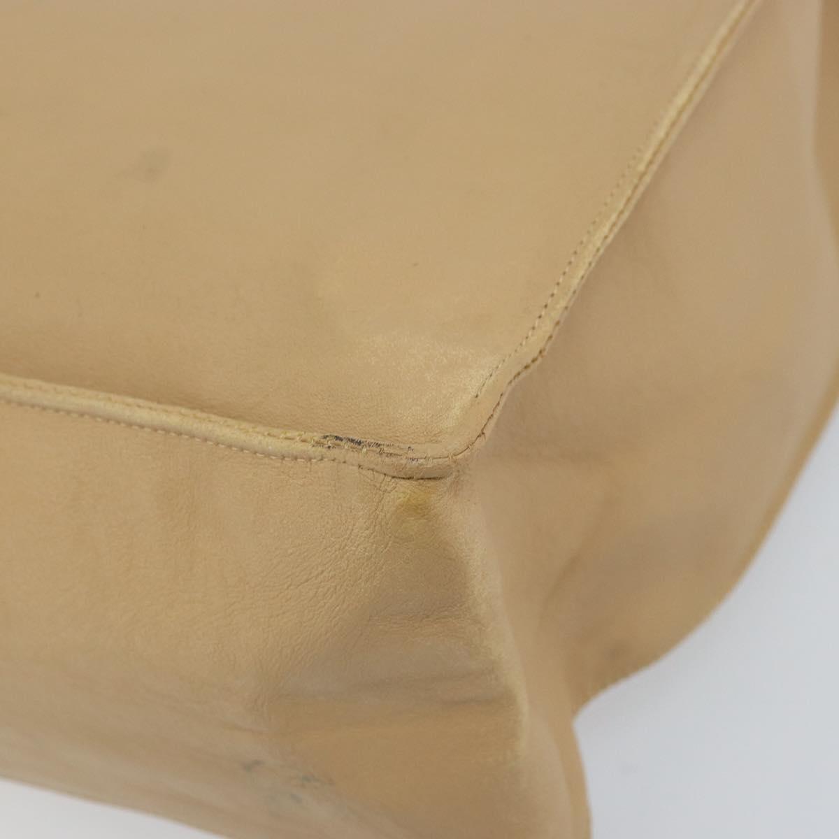 CHANEL Tote Bag Leather Beige Gold CC Auth bs32770
