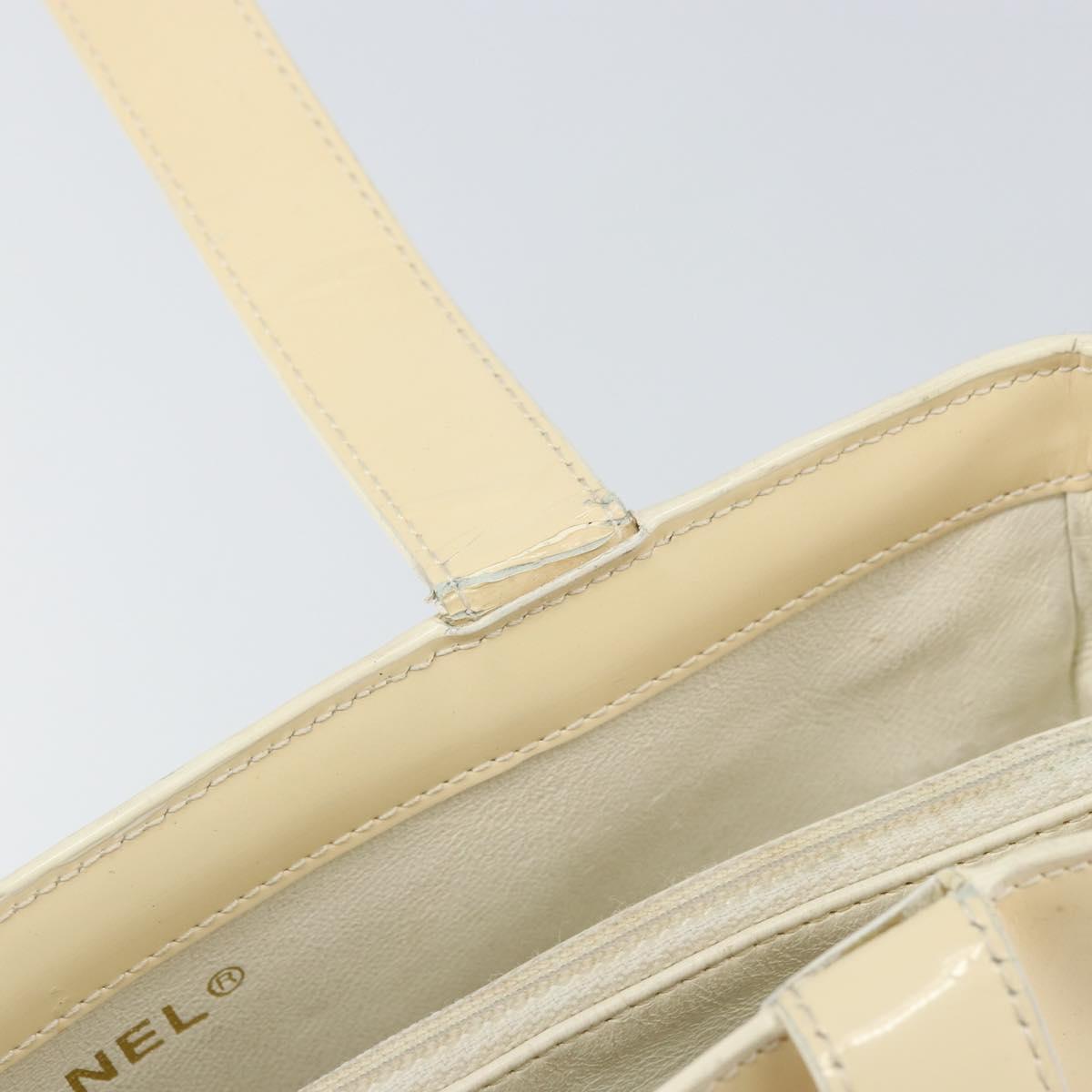 CHANEL Tote Bag Patent leather Beige Gold CC Auth bs32903