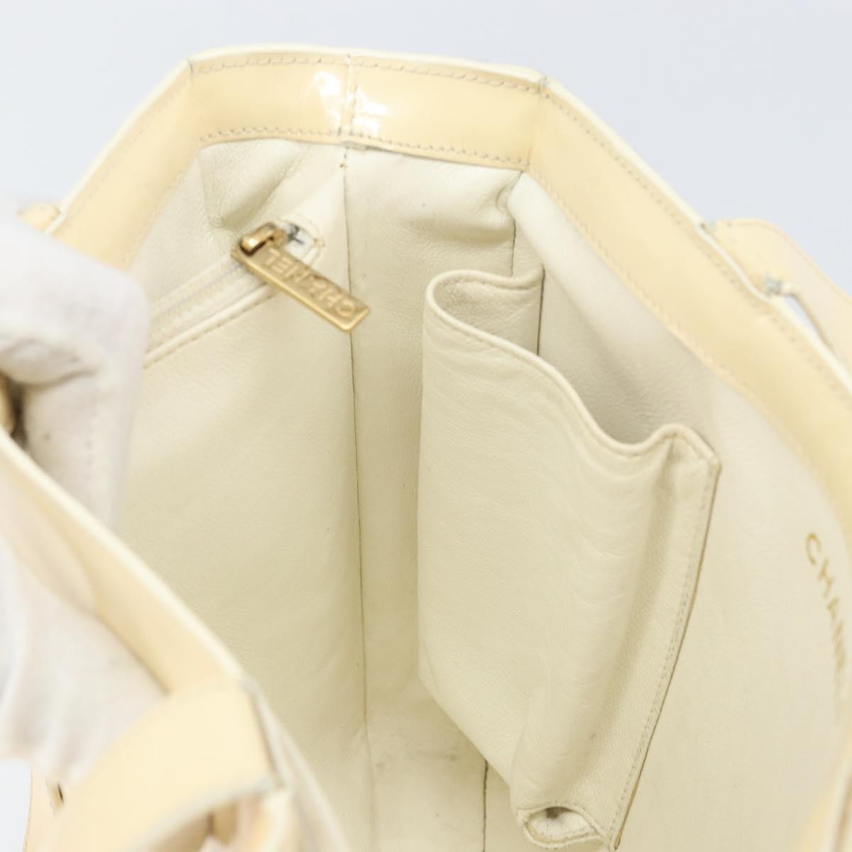 CHANEL Tote Bag Patent leather Beige Gold CC Auth bs32903
