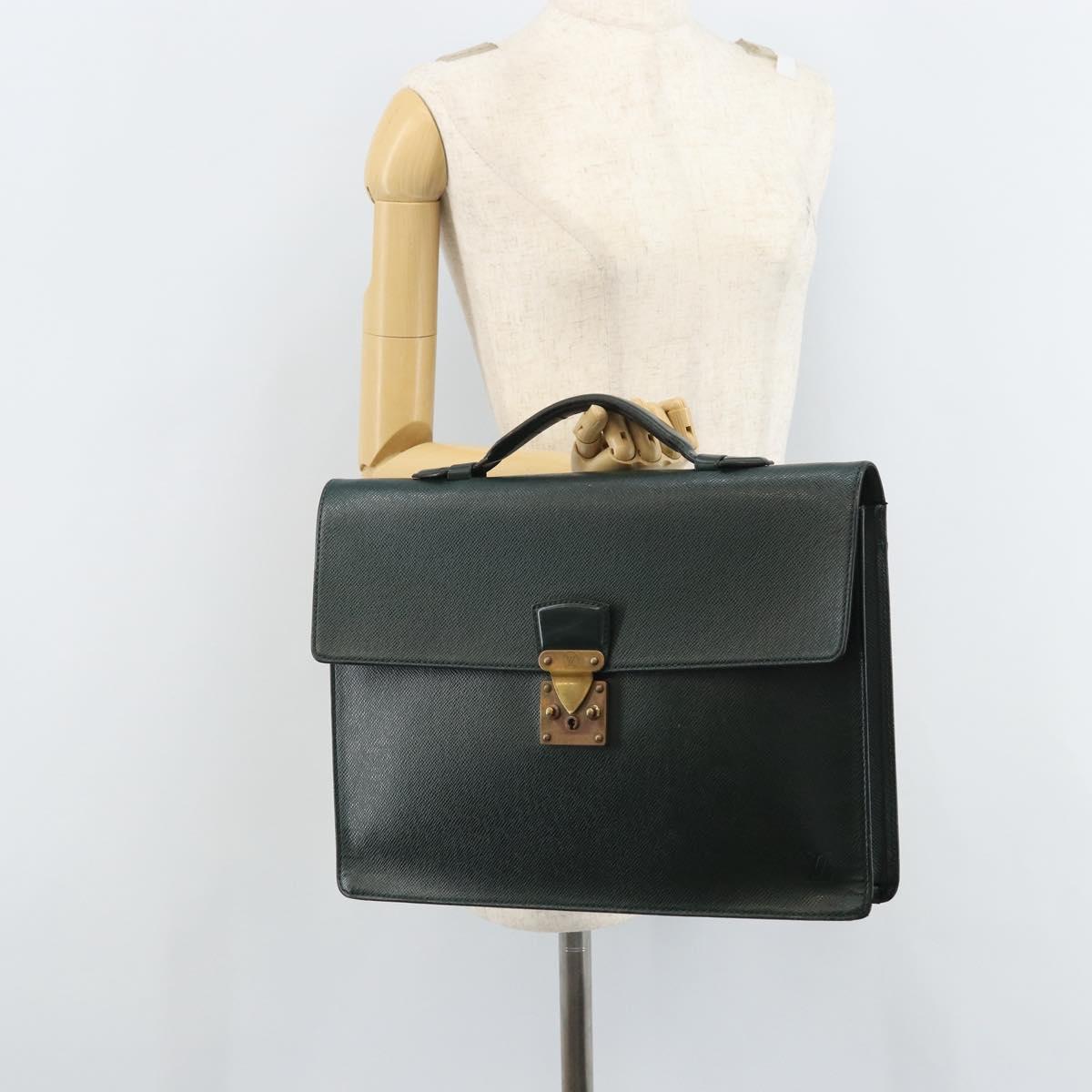 LOUIS VUITTON Taiga Serviette Kourad Business Bag Epicea T16786 LV Auth bs33013