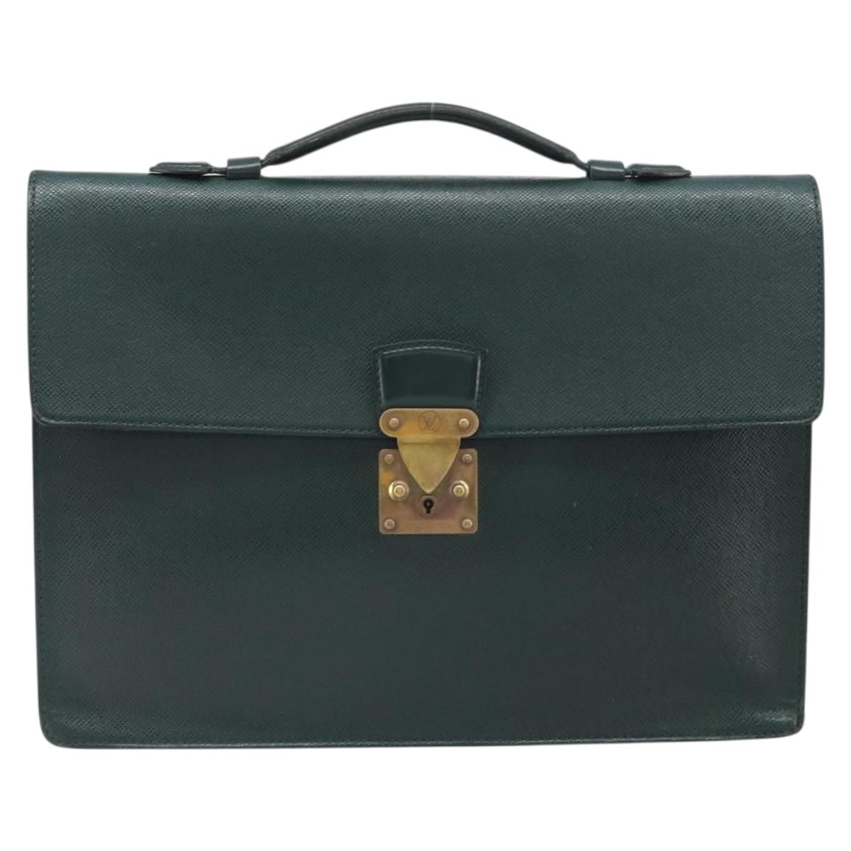 LOUIS VUITTON Taiga Serviette Kourad Business Bag Epicea T16786 LV Auth bs33013