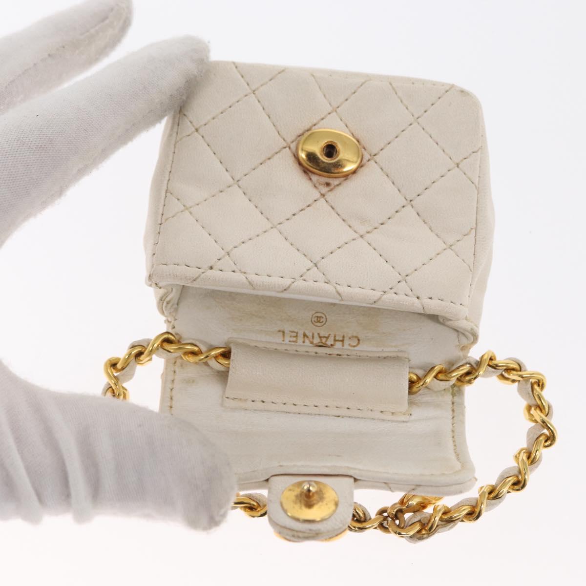 CHANEL Matelasse Key Holder Lamb Skin White Gold CC Auth bs33121