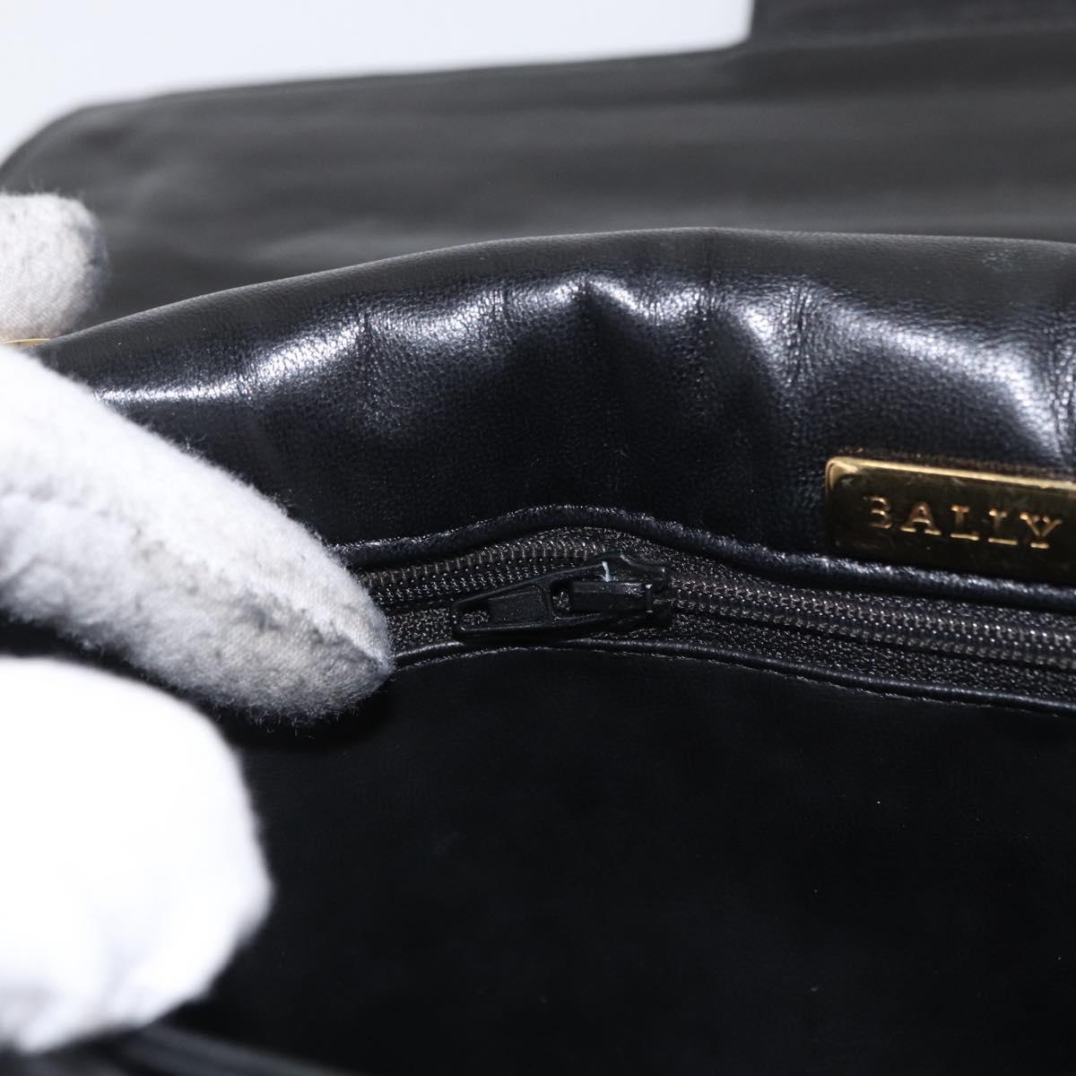 BALLY Chain Shoulder Bag Patent leather Black Gold Auth bs33141