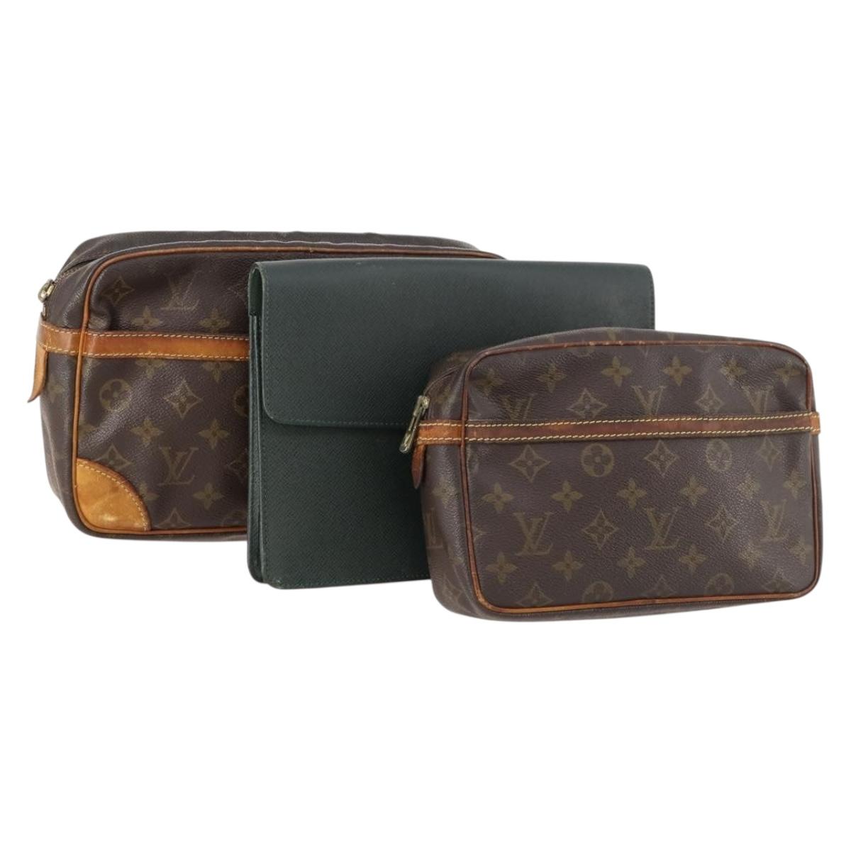 LOUIS VUITTON Monogram Taiga Clutch Bag 3 Set Grizzly LV Auth bs33543