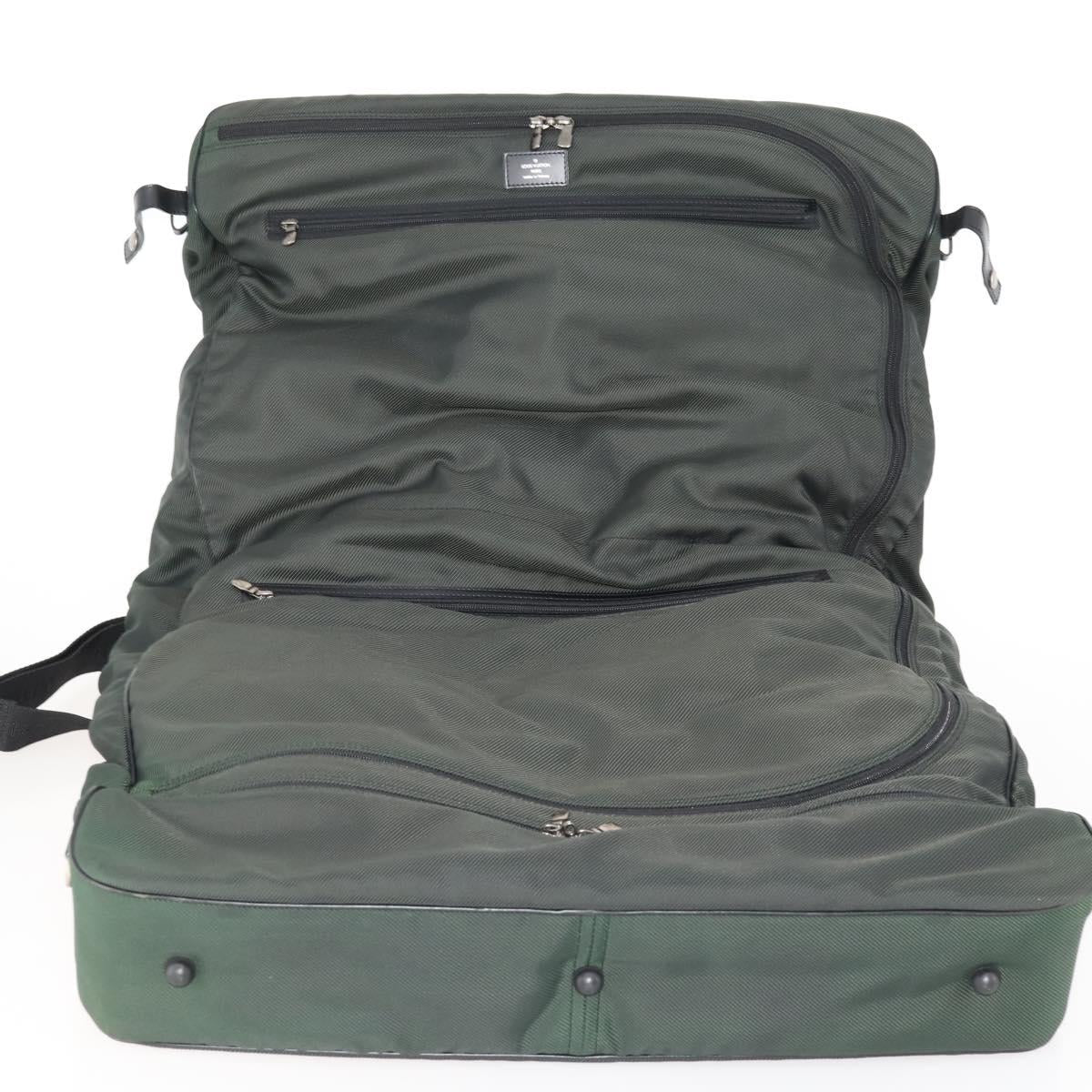 LOUIS VUITTON Taiga Portable Cinque Cintre Garment Cover M30704 LV Auth bs33544