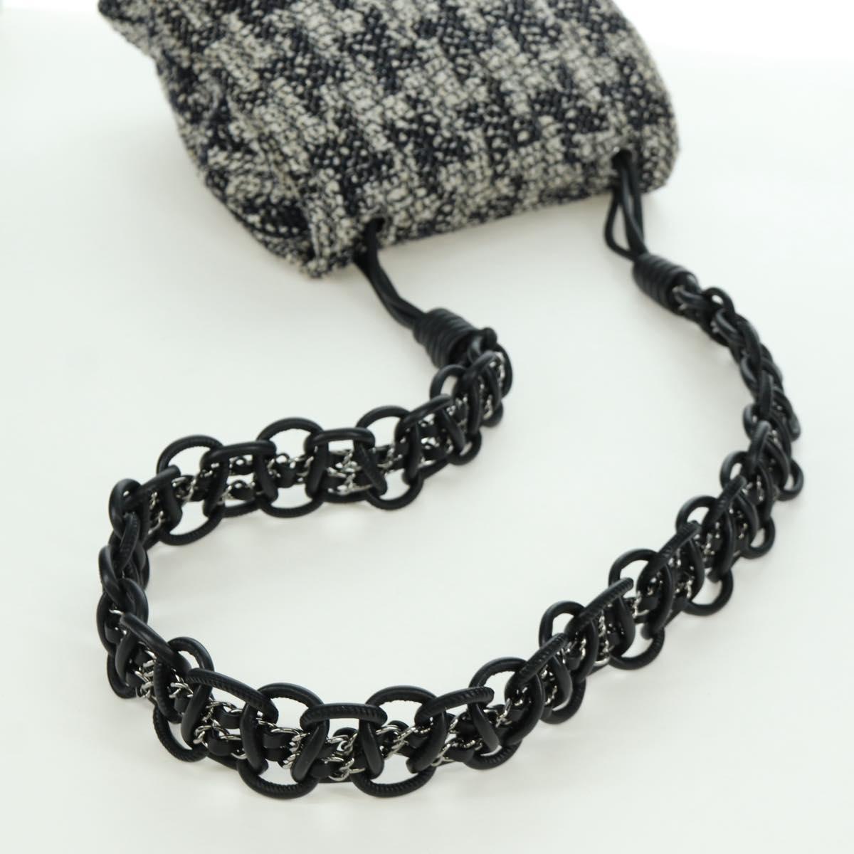 CHANEL Chain Shoulder Bag tweed White Black CC Auth bs33641V
