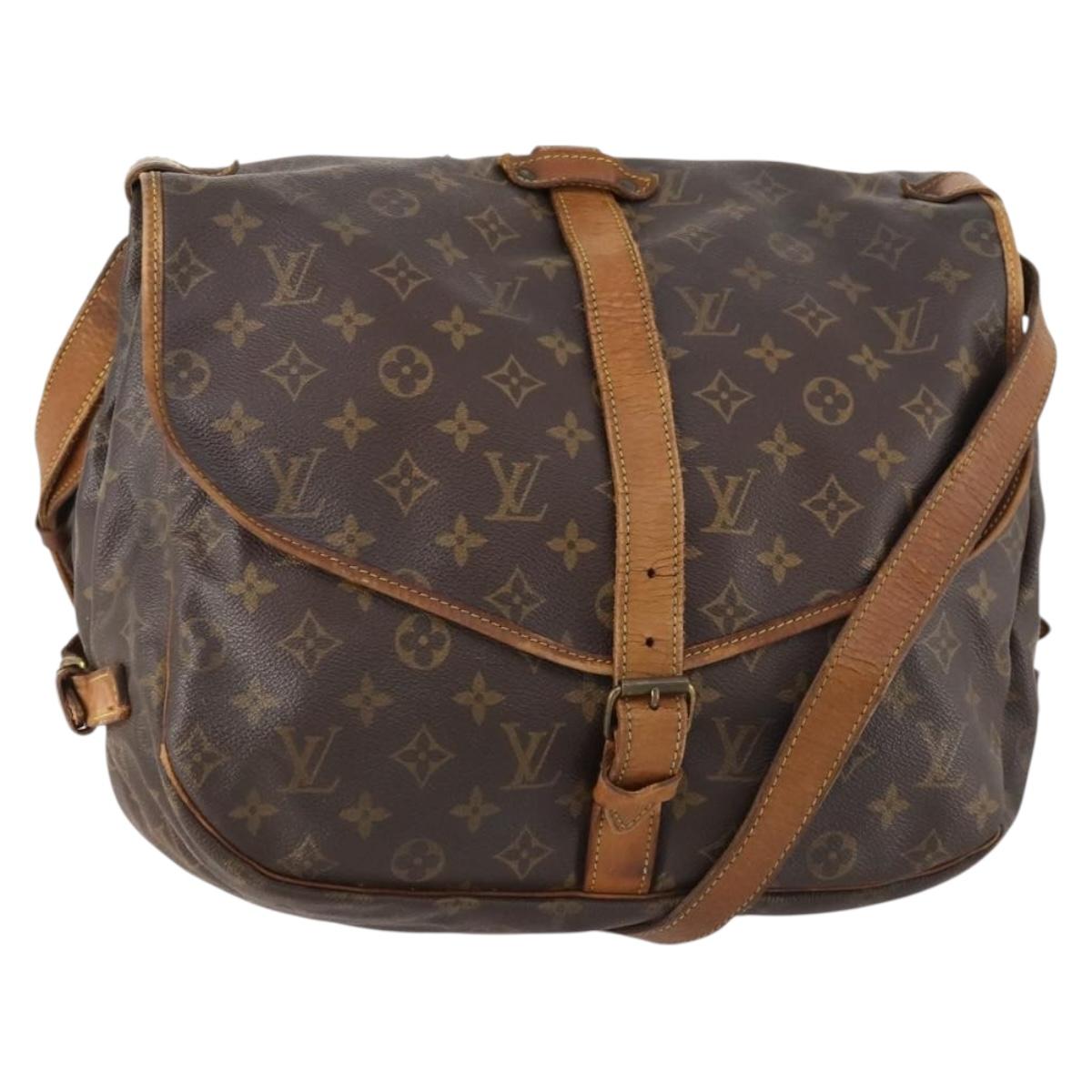 LOUIS VUITTON Monogram Saumur 35 Shoulder Bag M42254 LV Auth bs33791