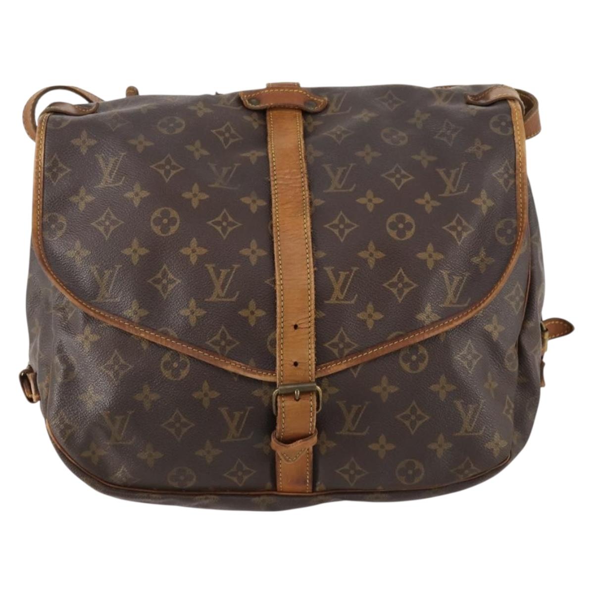 LOUIS VUITTON Monogram Saumur 35 Shoulder Bag M42254 LV Auth bs33791