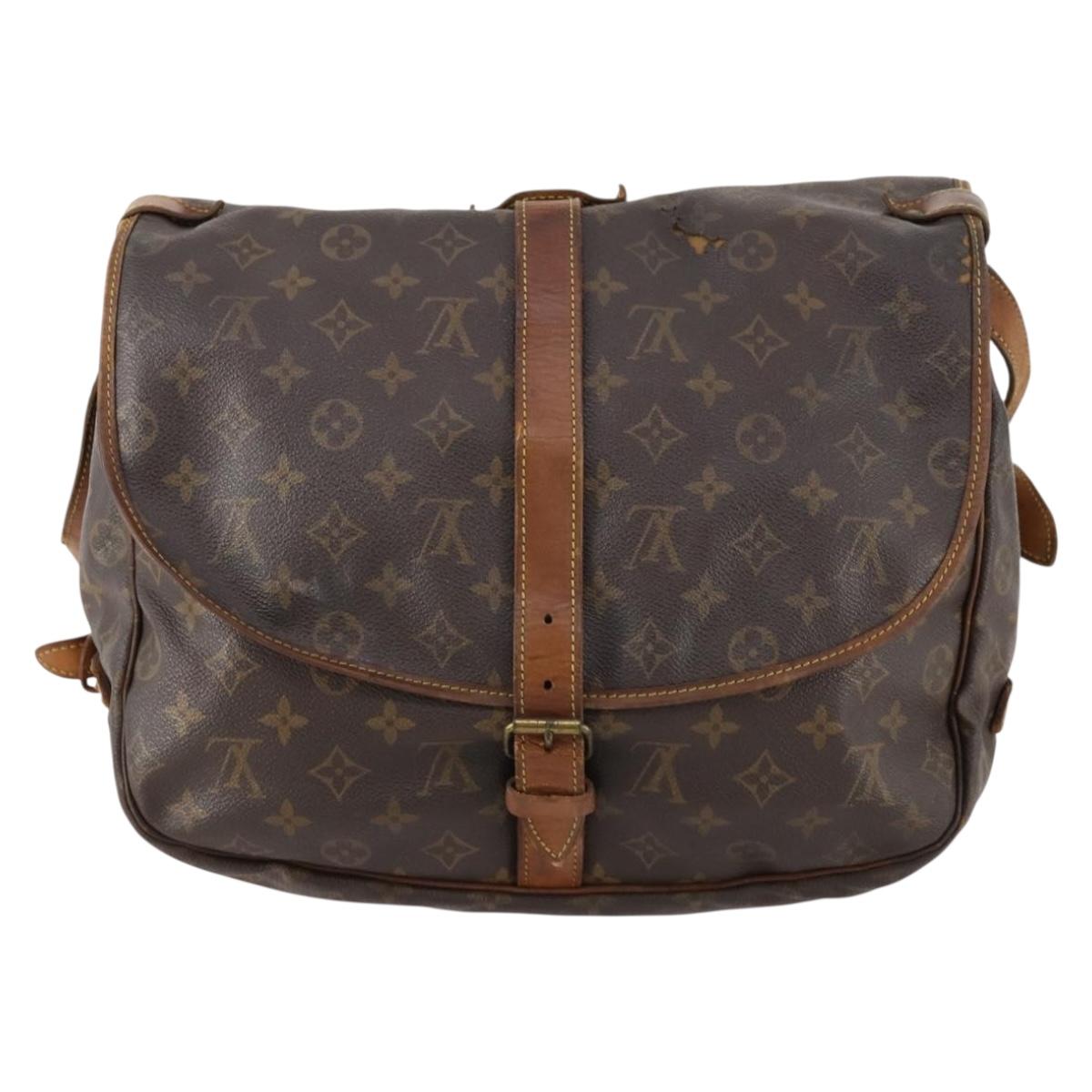 LOUIS VUITTON Monogram Saumur 35 Shoulder Bag M42254 LV Auth bs33791
