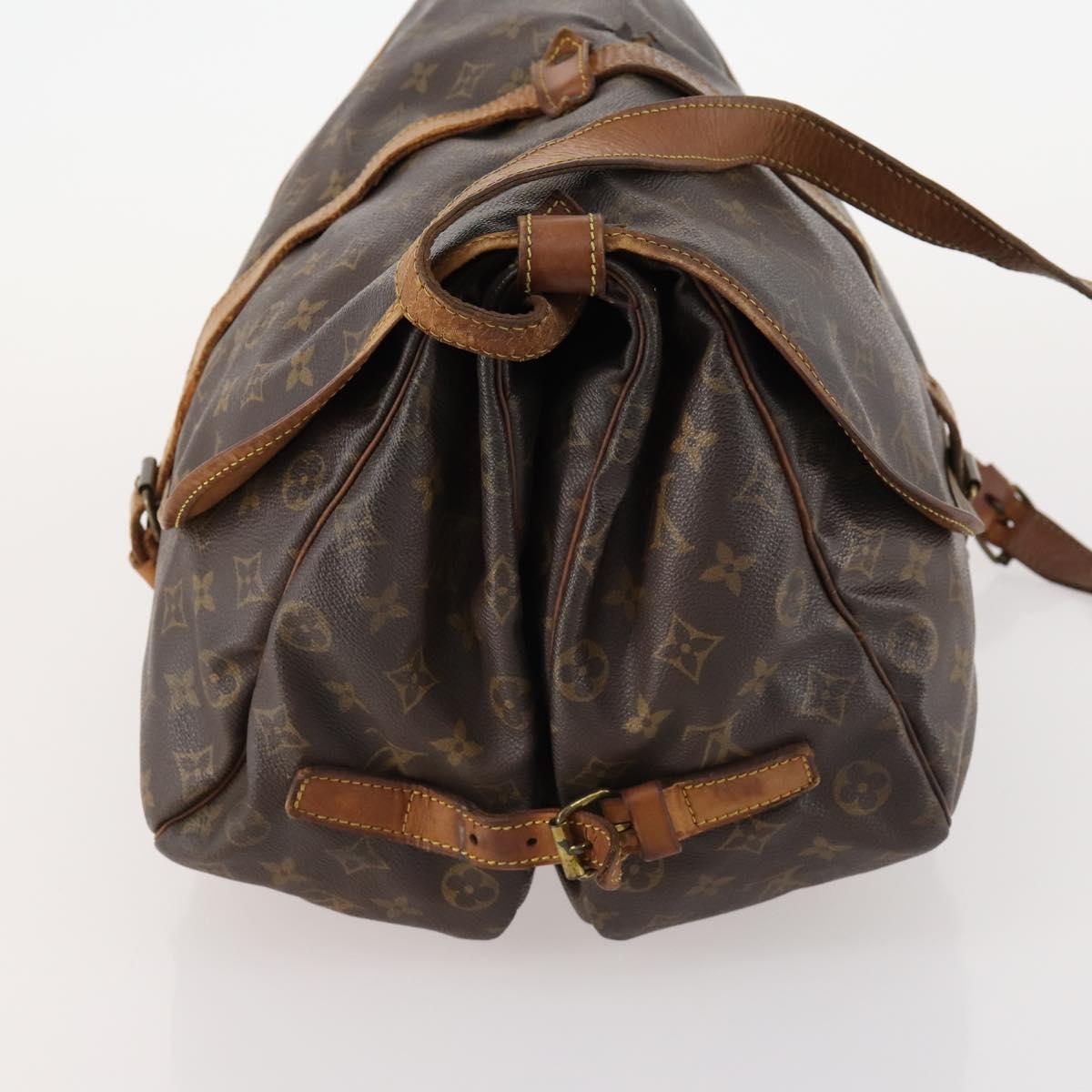 LOUIS VUITTON Monogram Saumur 35 Shoulder Bag M42254 LV Auth bs33791