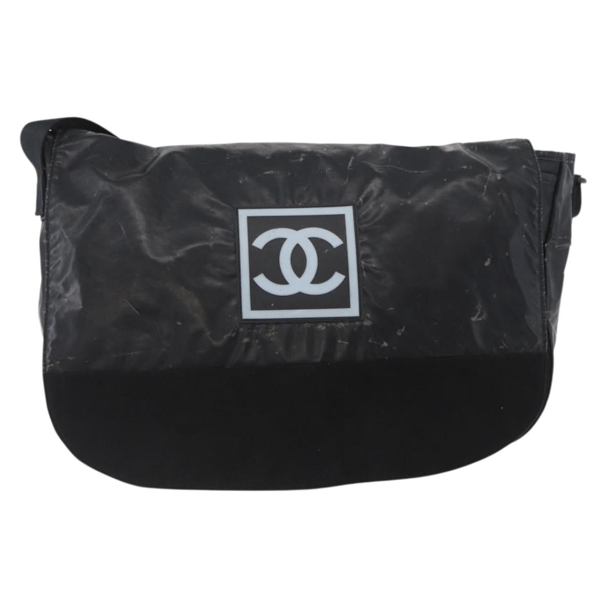 CHANEL Shoulder Bag Patent leather Black Silver CC Auth bs33829