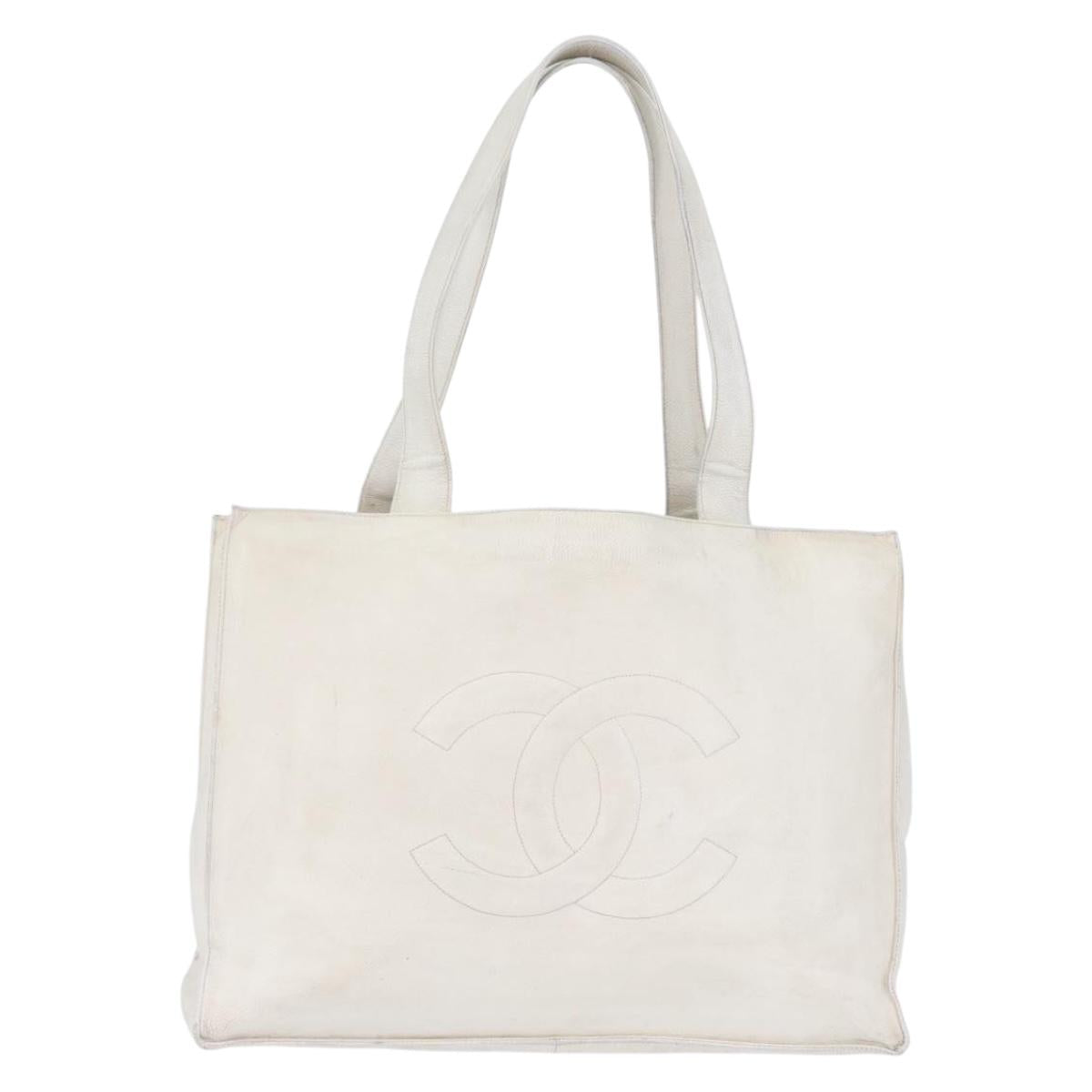 CHANEL Tote Bag Caviar Skin White Gold CC Auth bs33899