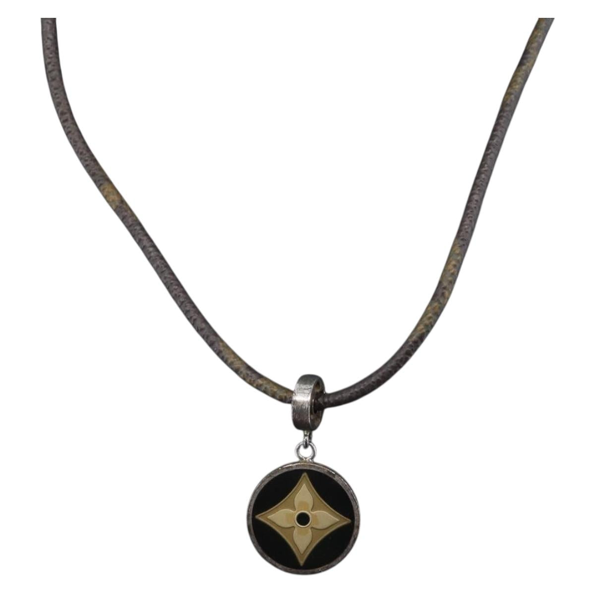 LOUIS VUITTON Monogram Pandantif Necklace M65436 LV Auth bs33954