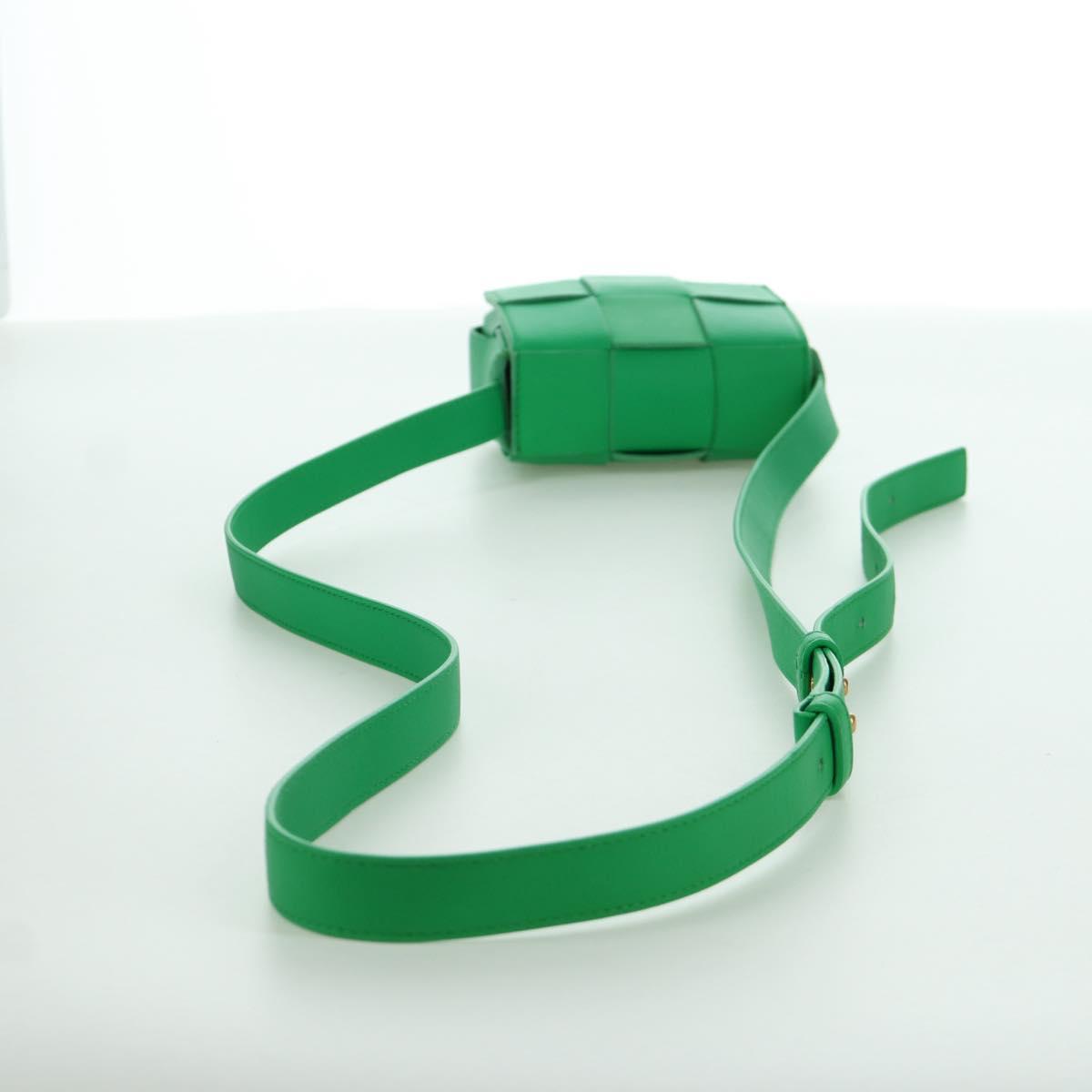 BOTTEGA VENETA INTRECCIATO Shoulder Bag Leather Green Auth bs34221A