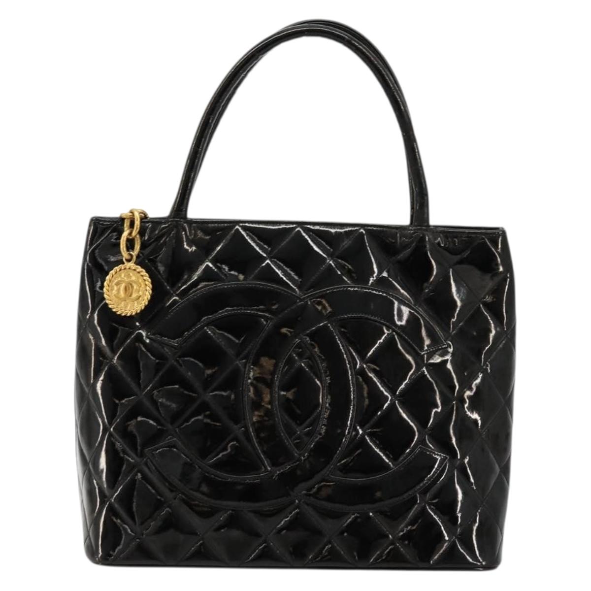 CHANEL Matelasse Reprint Tote Bag Patent leather Black Gold CC Auth bs34512A