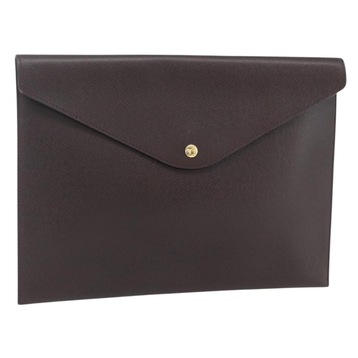 LOUIS VUITTON Taiga Document Case Acajou M99087 LV Auth bs34620