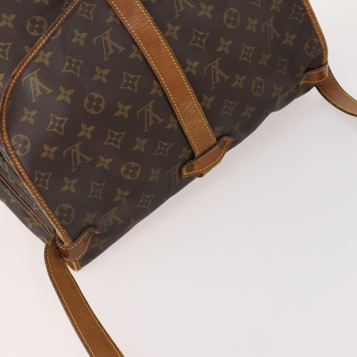 LOUIS VUITTON Monogram Saumur 35 Shoulder Bag M42254 LV Auth bs34826