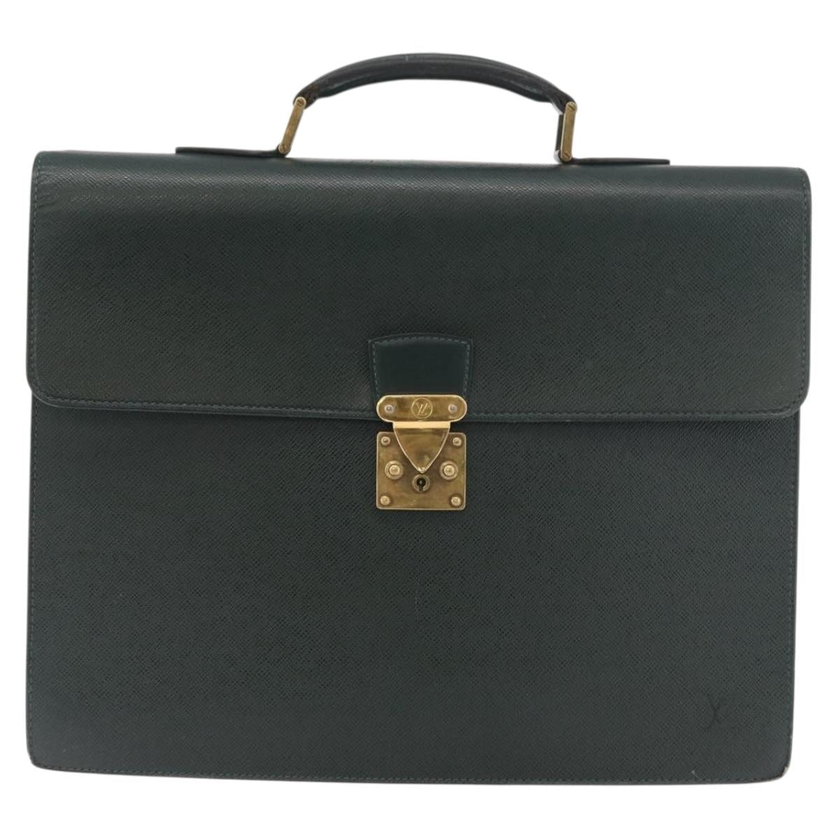 LOUIS VUITTON Taiga Serviette Moskova Business Bag Epicea M30034 LV Auth bs35001