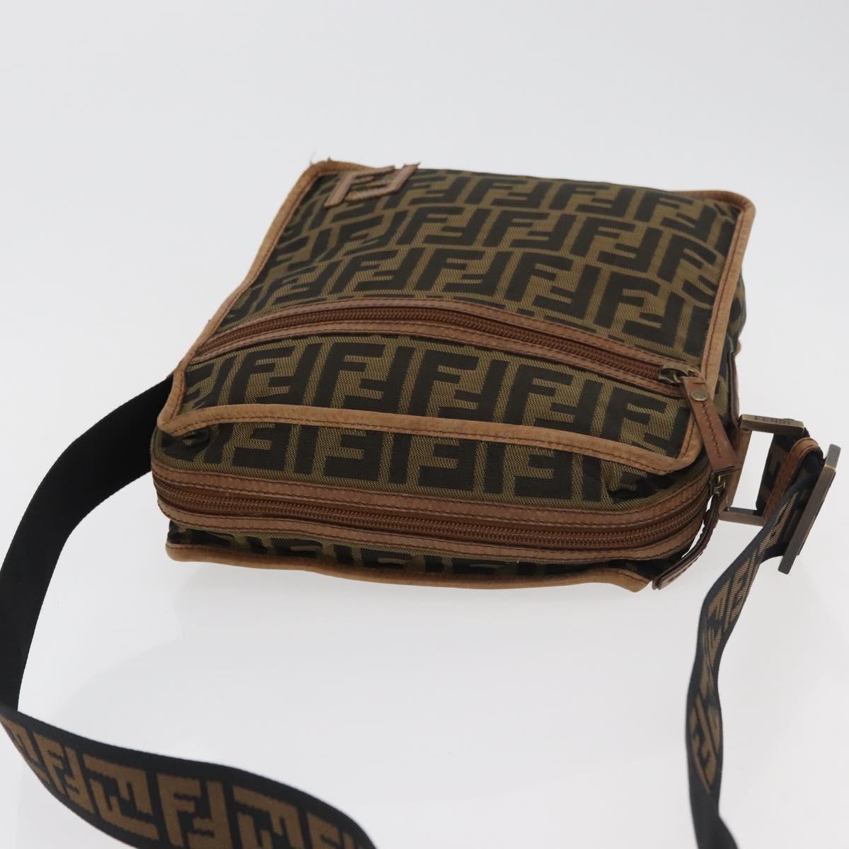 FENDI Zucca Canvas Shoulder Bag Brown Black Auth bs35004
