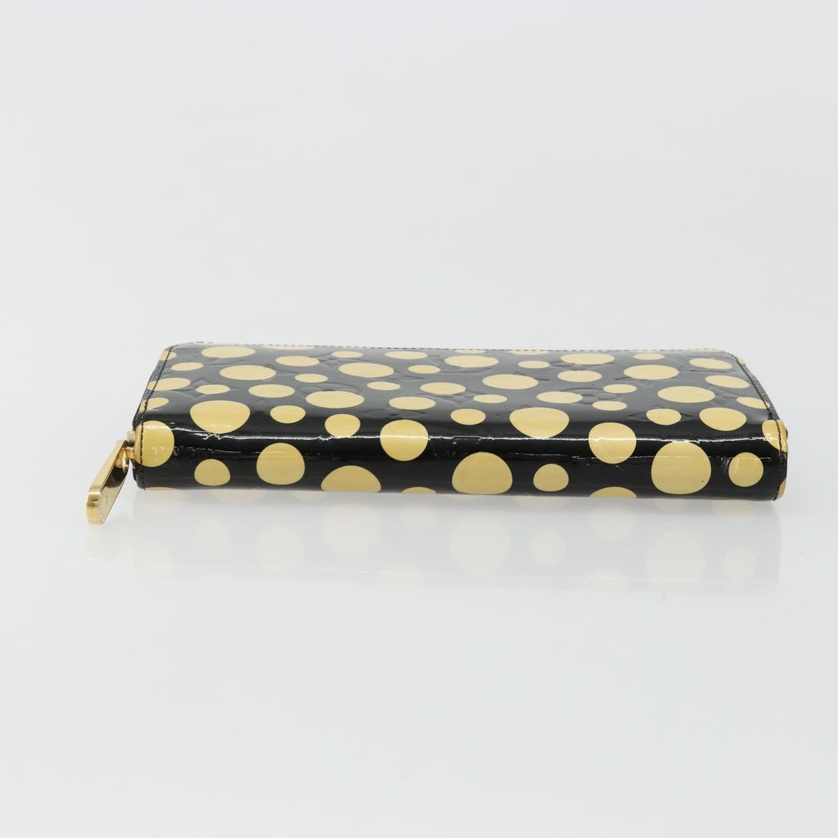 LOUIS VUITTON Vernis Yayoi Kusama Zippy Wallet White Black M91573 Auth bs35097A