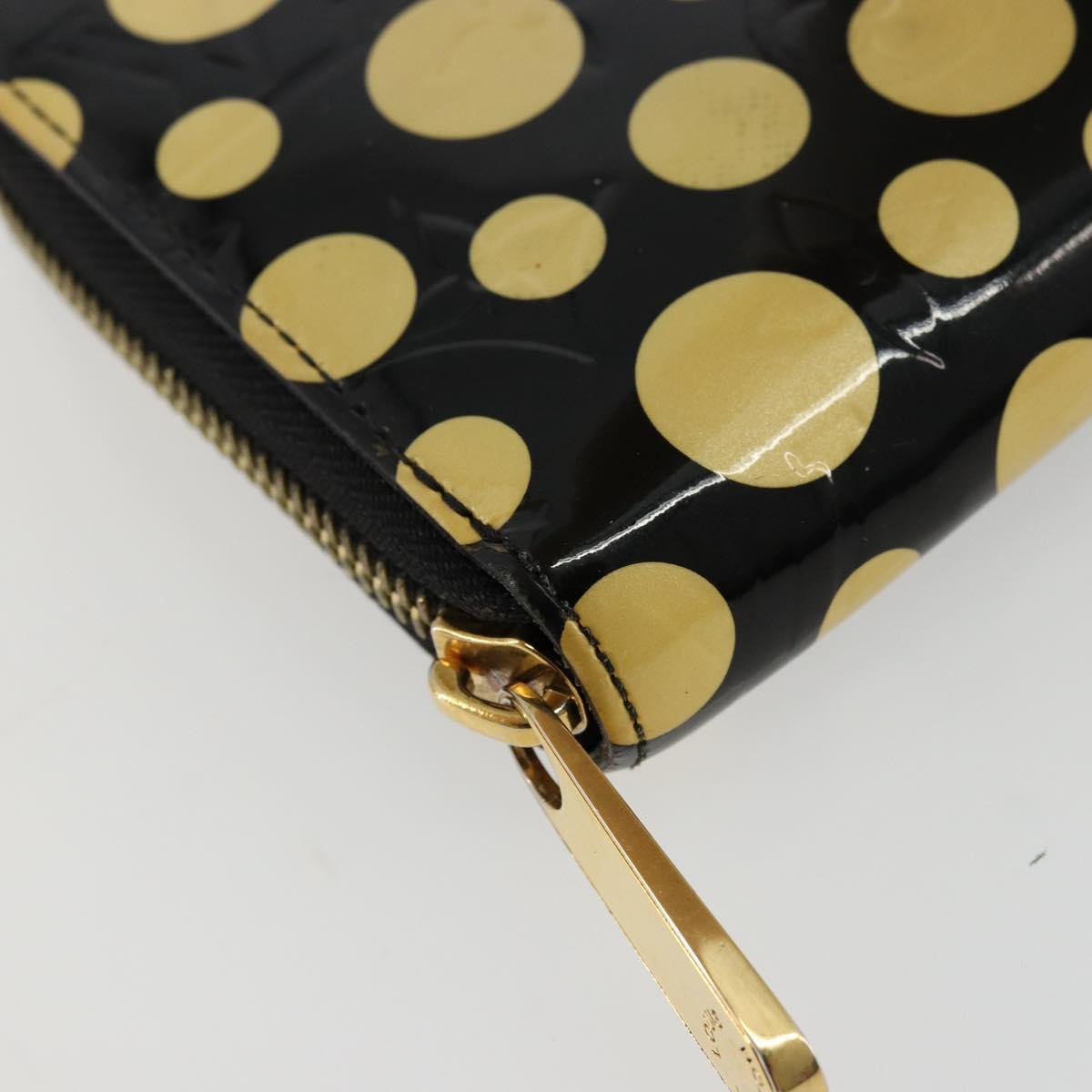 LOUIS VUITTON Vernis Yayoi Kusama Zippy Wallet White Black M91573 Auth bs35097A