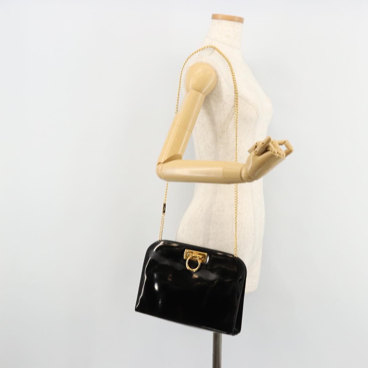 Salvatore Ferragamo Gancini Chain Bag Patent leather Black Gold Auth bs35209