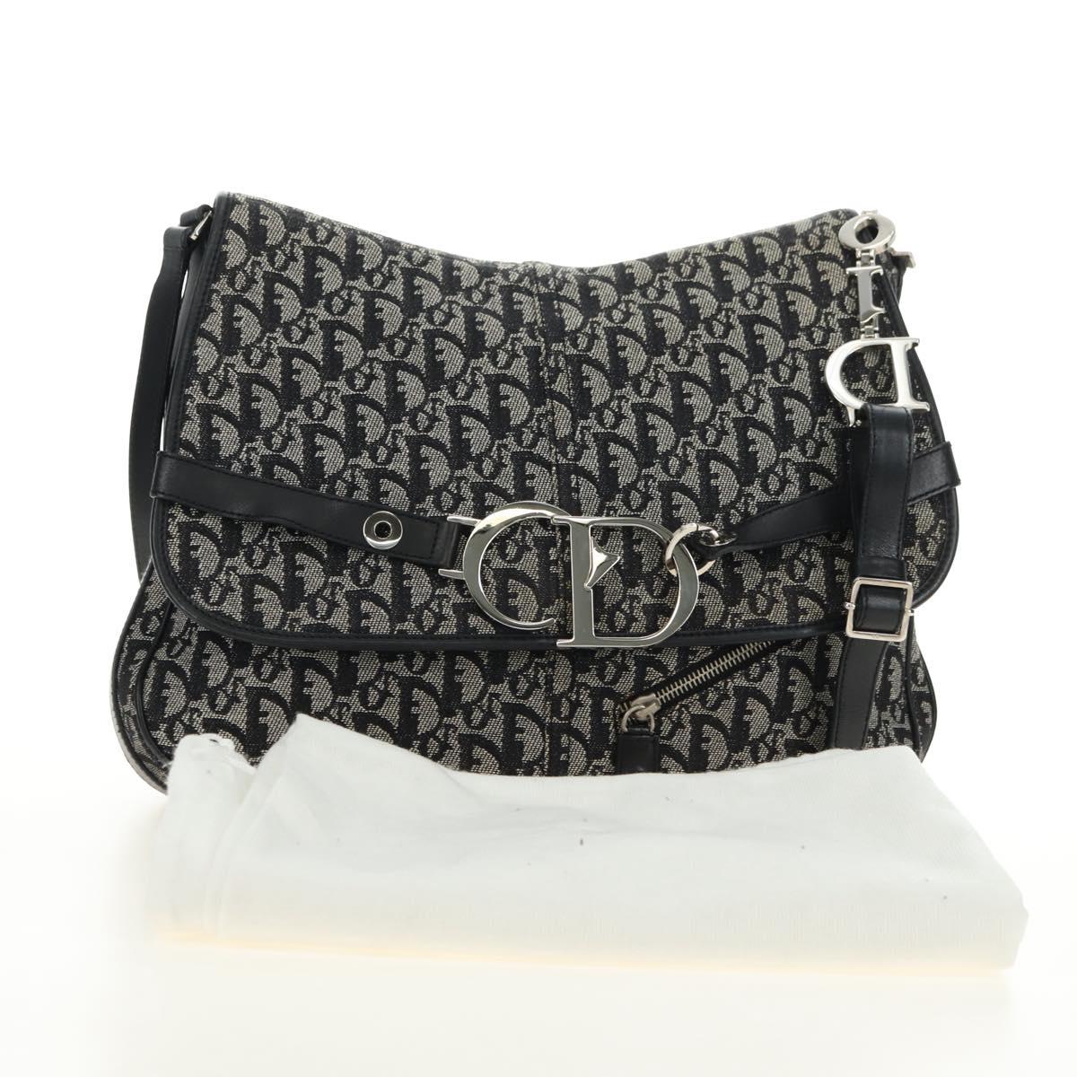 Christian Dior Trotter Canvas Shoulder Bag Black Silver Auth bs35297SAV