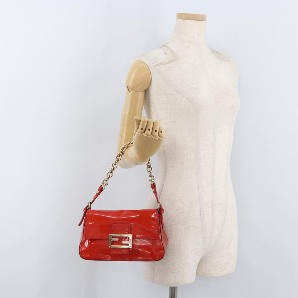FENDI Mamma Baguette Chain Shoulder Bag Patent leather Red Gold Auth bs35306A