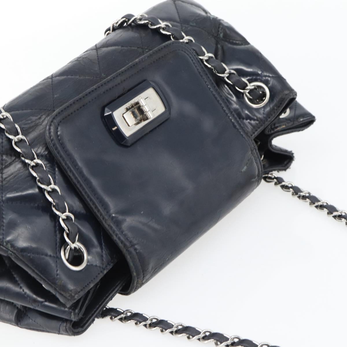 CHANEL Matelasse Chain Purse Bag Patent Leather Navy Silver CC Auth bs35340