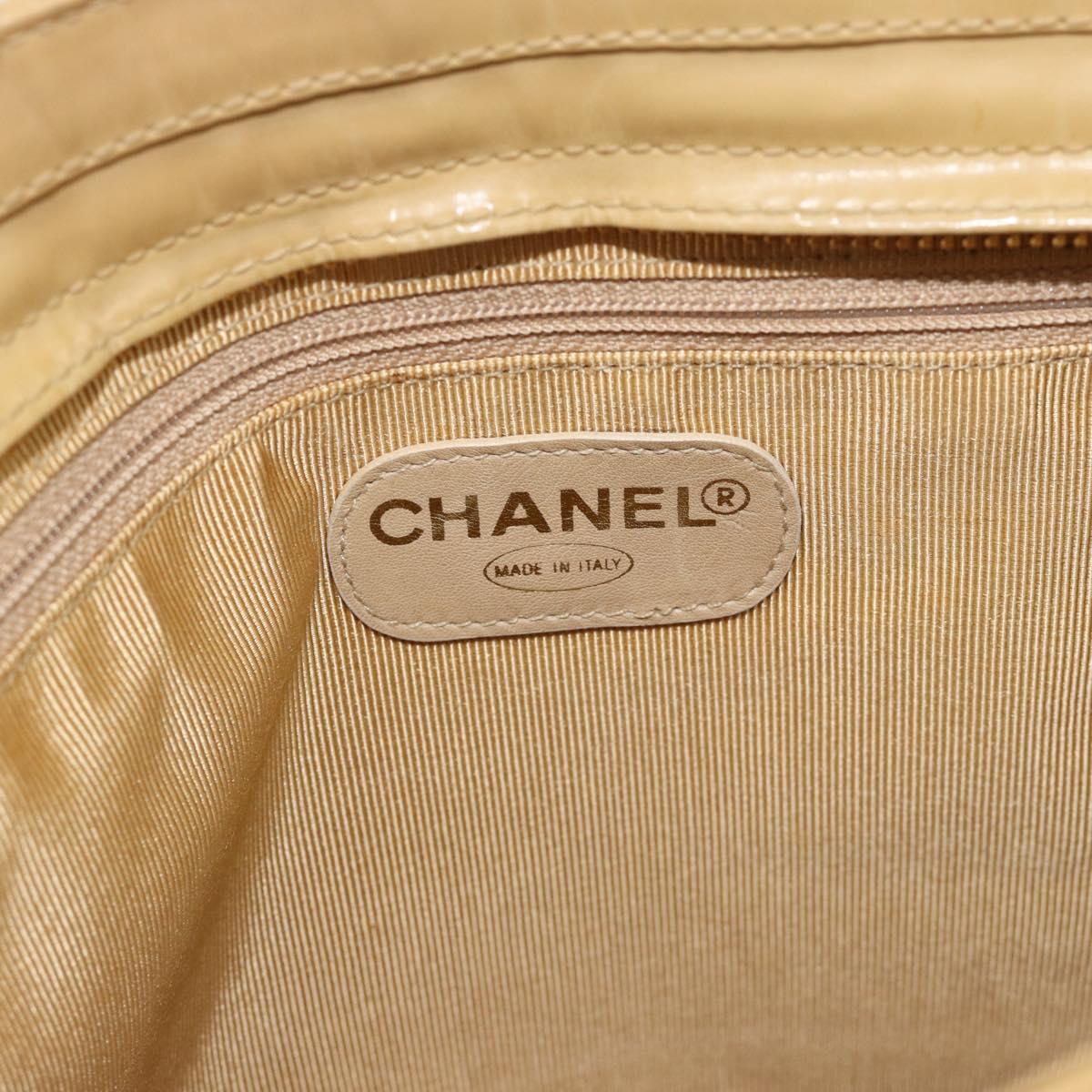 CHANEL Matelasse Tote Bag Patent Leather Beige Gold CC Auth bs35345