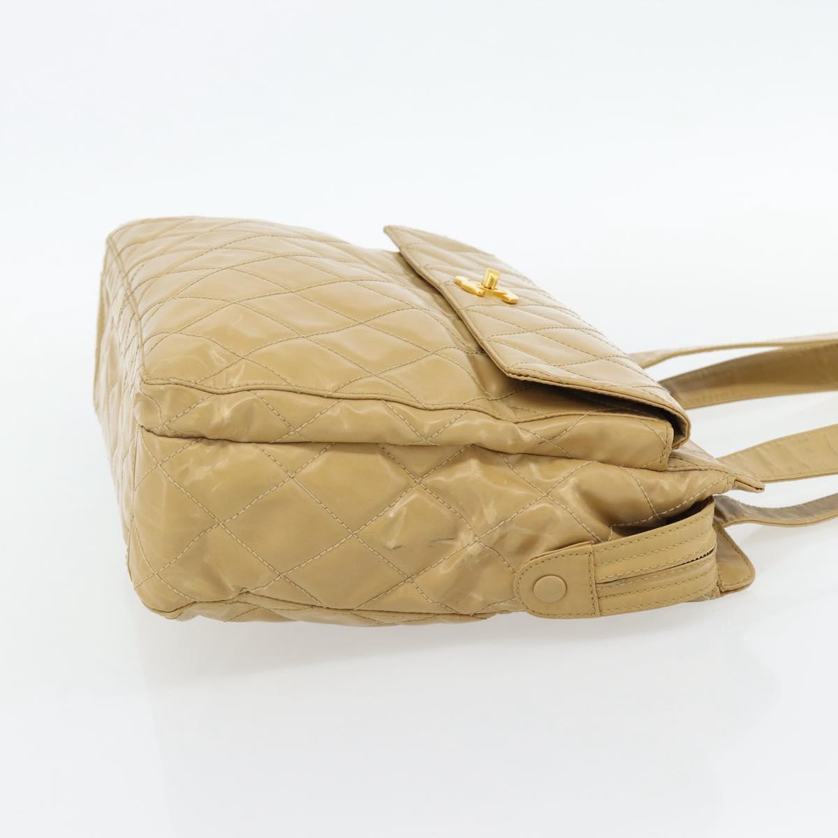 CHANEL Matelasse Tote Bag Patent Leather Beige Gold CC Auth bs35345