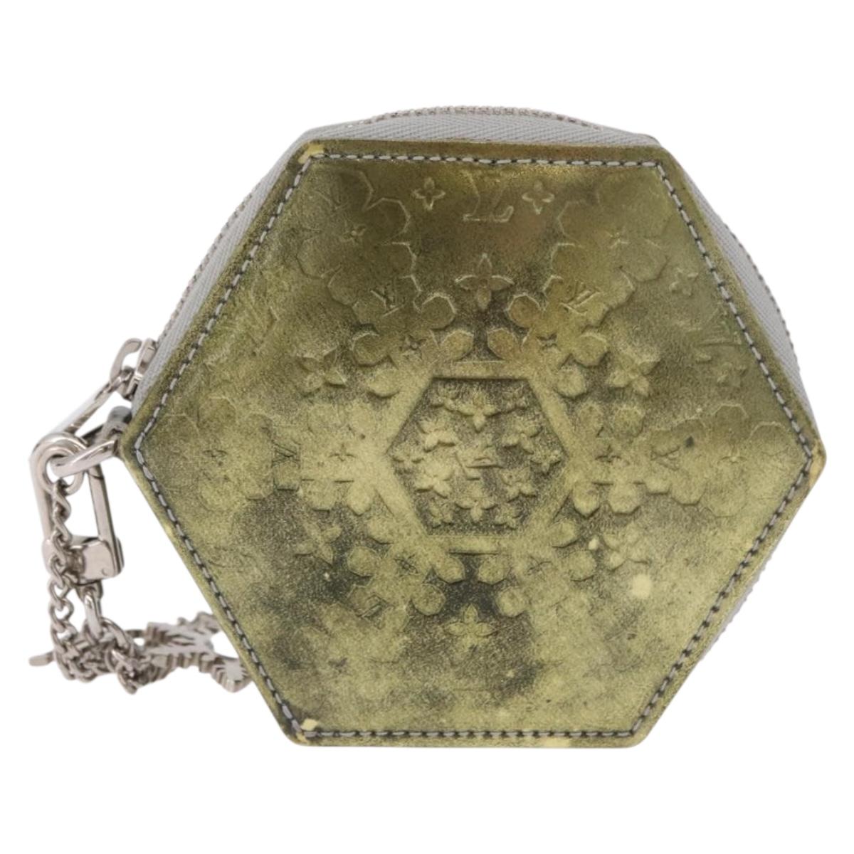 LOUIS VUITTON Vernis Porte Monnaie Flocon Purse Silver M58218 Auth bs35424