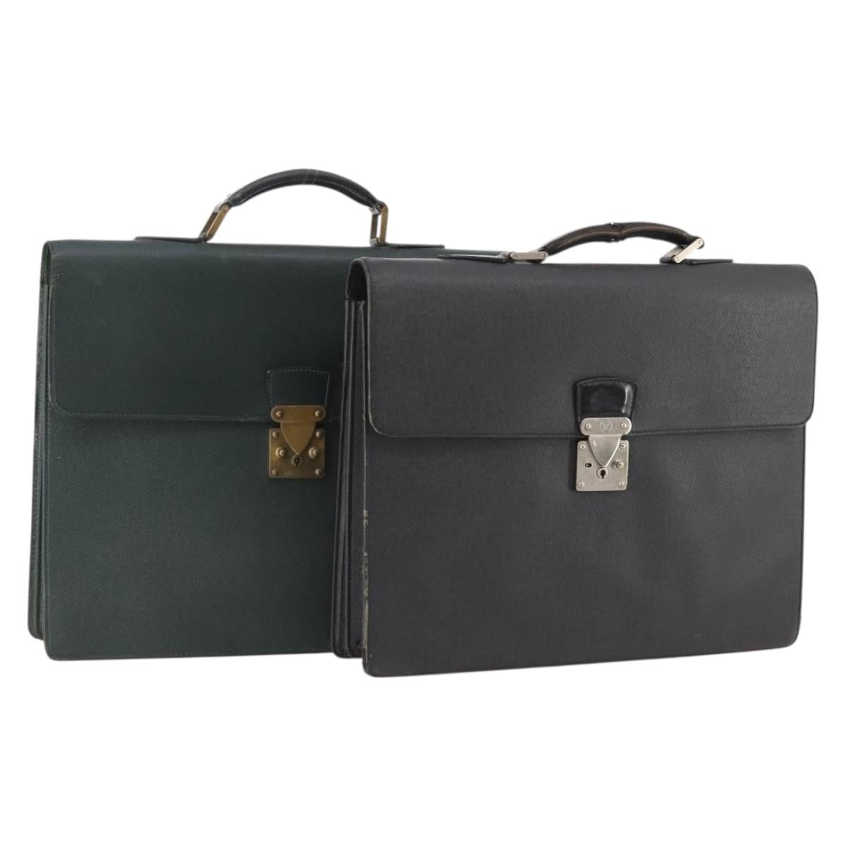 LOUIS VUITTON Taiga Serviette Kourad Business 2 Set Acajou Epicea Auth bs35468