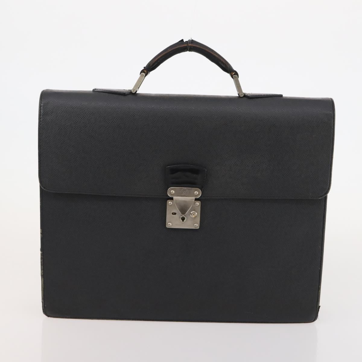 LOUIS VUITTON Taiga Serviette Kourad Business 2 Set Acajou Epicea Auth bs35468