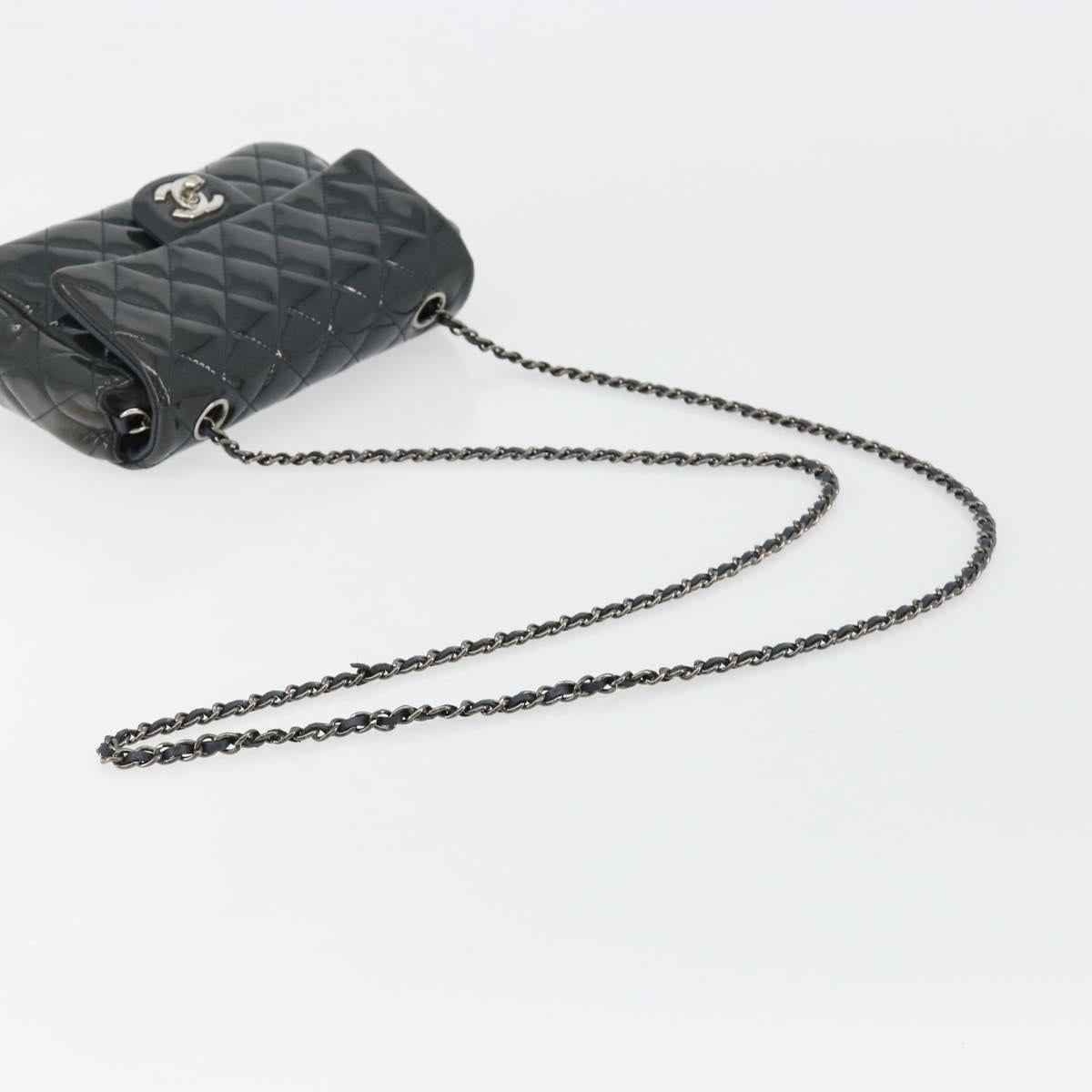 CHANEL Matelasse Chain Shoulder Bag Patent Leather Navy Silver CC Auth bs35473A
