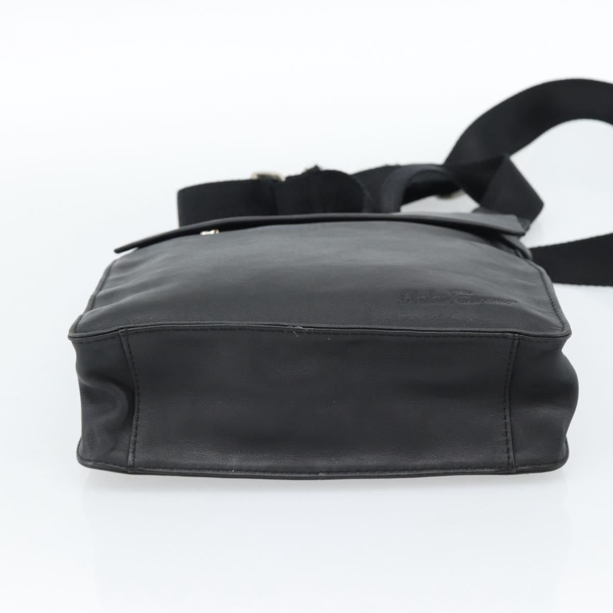 Salvatore Ferragamo Shoulder Bag Leather Black Silver Auth bs35581
