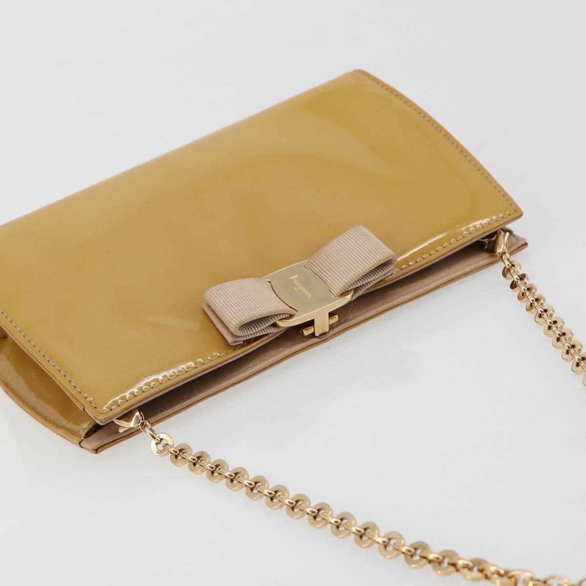 Salvatore Ferragamo Vara Ribbon Chain Bag Patent leather Beige Gold Auth bs35603