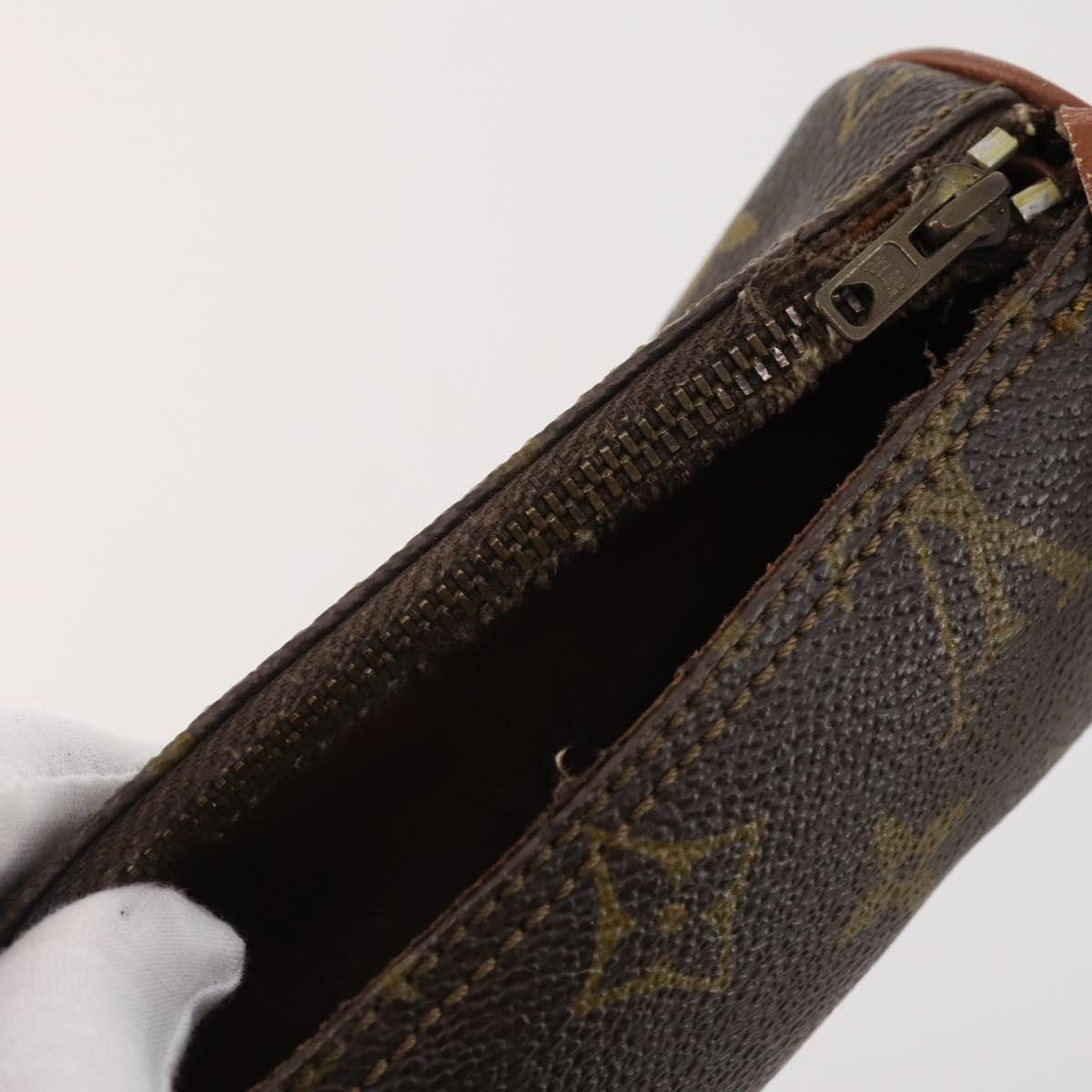 LOUIS VUITTON Monogram Vernis Pouch 6 Set Beige LV Auth bs35613
