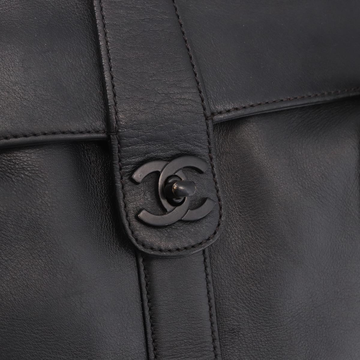 CHANEL Tote Bag Calf Leather Black CC Auth bs35686V