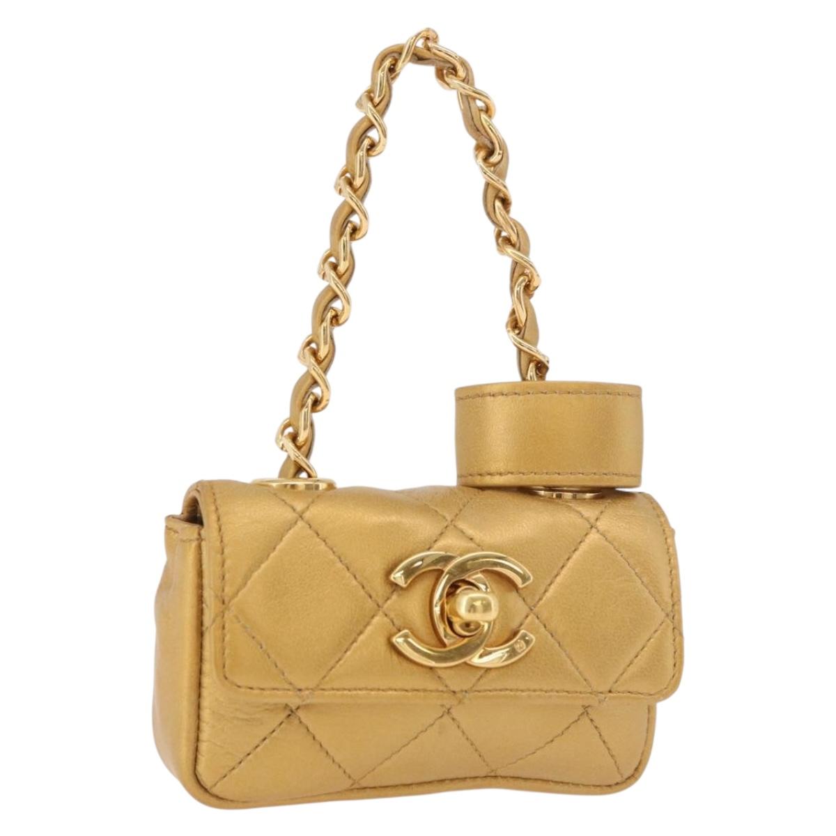CHANEL Matelasse Chain Pouch Lamb Skin Gold CC Auth bs35703V
